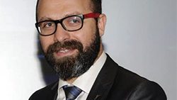 Tek Kural Var: Kural Yok !